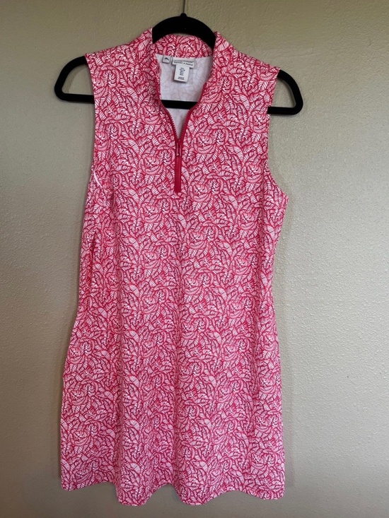 Tommy Bahama Dresses & Skirts - The selected item is the Tommy Bahama Racquet & Paddle Monstera Print Dress.